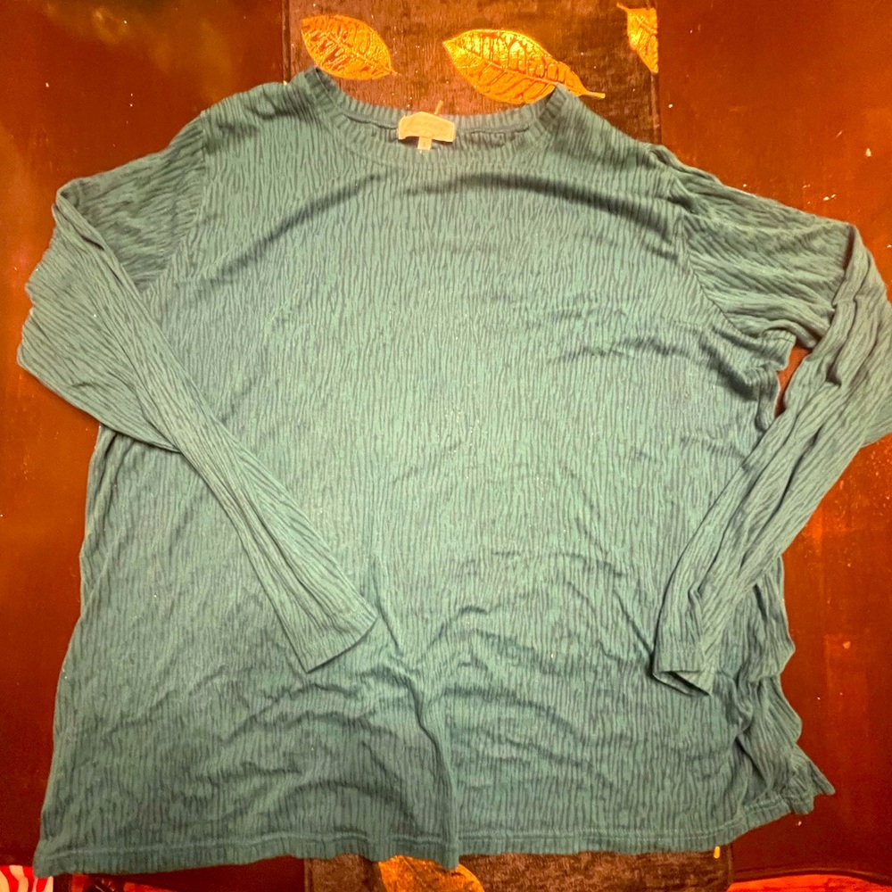 ☀️2/$10 Maurice’s teal top